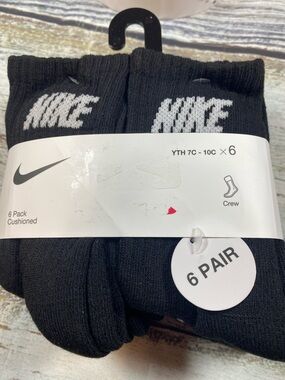 Nike Kids Crew Socks 6-Pack – Black Cushioned (Size 7C–10C) 🖤